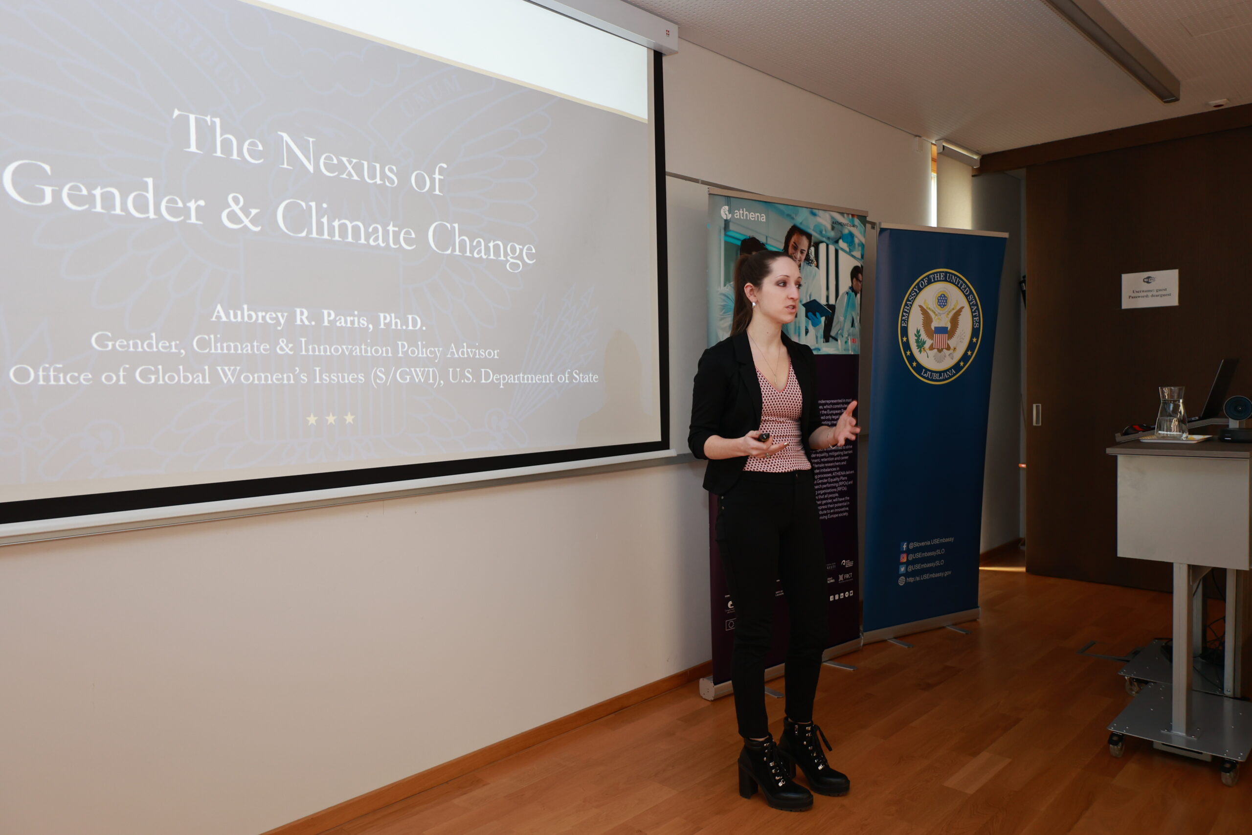 The Jožef Stefan Institute, in collaboration with the U.S. Embassy in Slovenia, hosted a lecture on the “Role of Women in Developing Solutions to Climate Change”